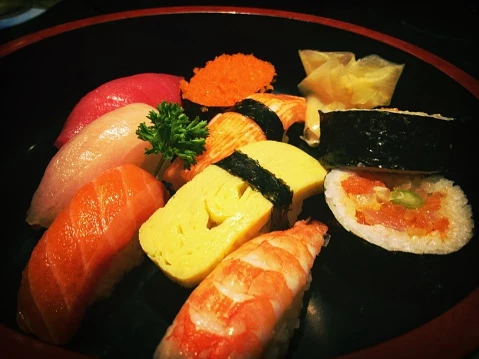 Sushi food
